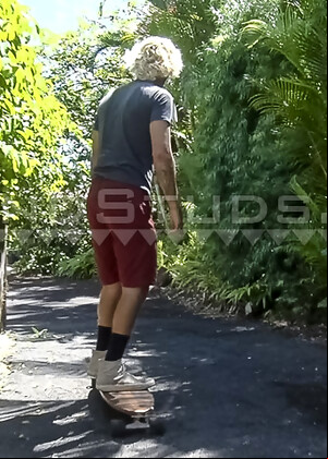 Dover Skates Nude! Boner Walk x3, Skinny dips, Slaps Ass & Long Jerk Session in Hawaii!