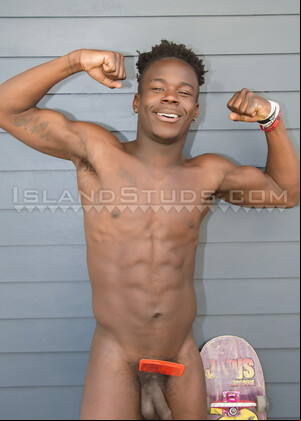 Uncut Tyreke Skates Nude! Haitian Jock Returns for the Holidays: Pumps Iron, Pees, Basketball, Yoga & Santa Blasts 7 Loads only here!