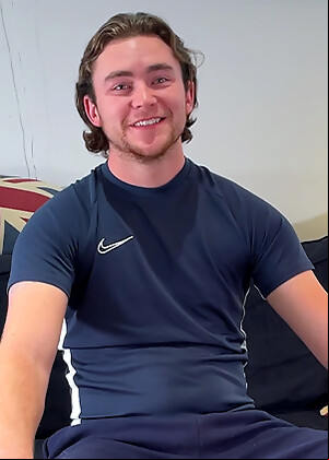 Young Straight Footballer Wanks his Uncut Cock & Bucket Loads of Cum Shoots Everywhere!